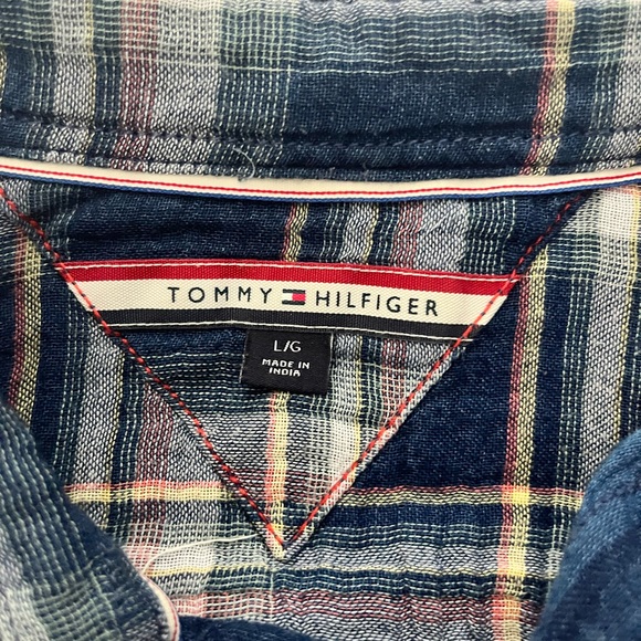 Large Tommy Hilfiger casual button-up - Picture 2 of 2